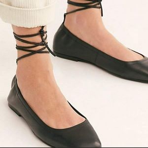 Free People Rumor black ballet flats 39/8.5 NWOT Anthro